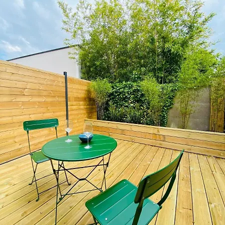 Lägenhet Casa Gardot